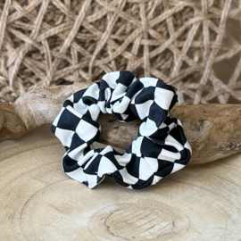 Scrunchies | Checkmate