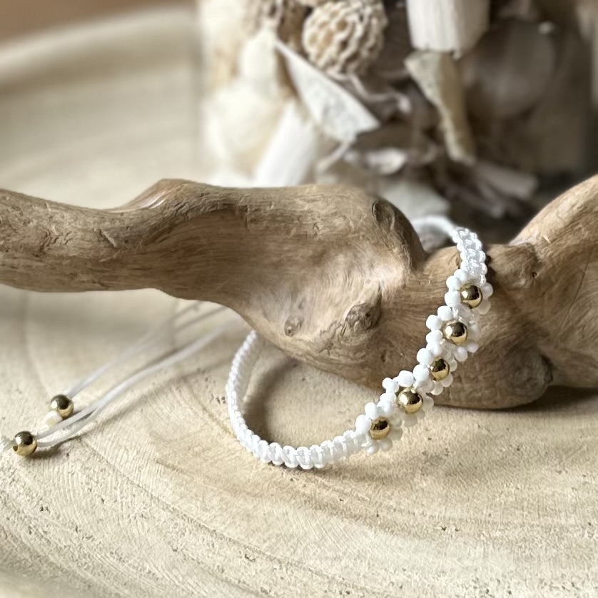 Armbandjes | Gevlochten met bloem