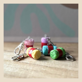 Etuihanger | Bolletje wol