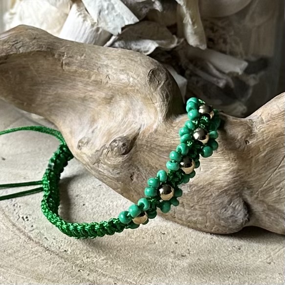 Armbandjes | Gevlochten met bloem