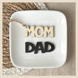 Kadolabel | MOM - DAD