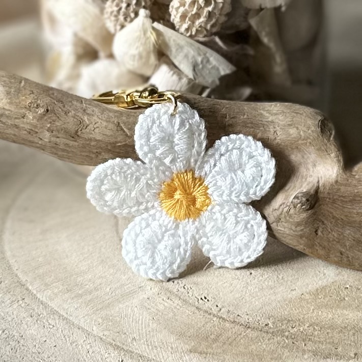 Tashanger | Bloem crochet