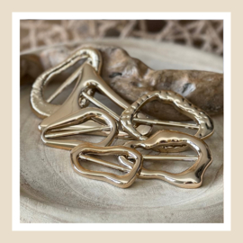 Sjaalgesp | Golden twist