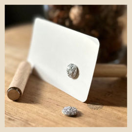 Kaartpin | Natural Silver Stone