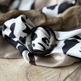 Sjaalgesp | Scarf twist