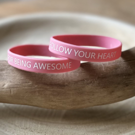 Armbandjes | Quotes pastel