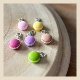 Etuihanger | Macaron