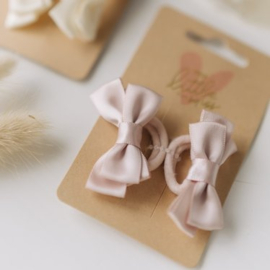 Haarelastiekjes met dubbele strik | vanille satin