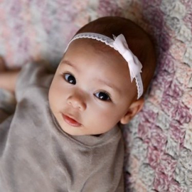 Newborn baby haarbandje met kanten strik | light pink |