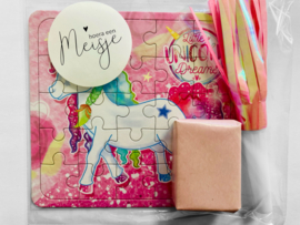 Geboorte traktatie | Puzzel unicorn