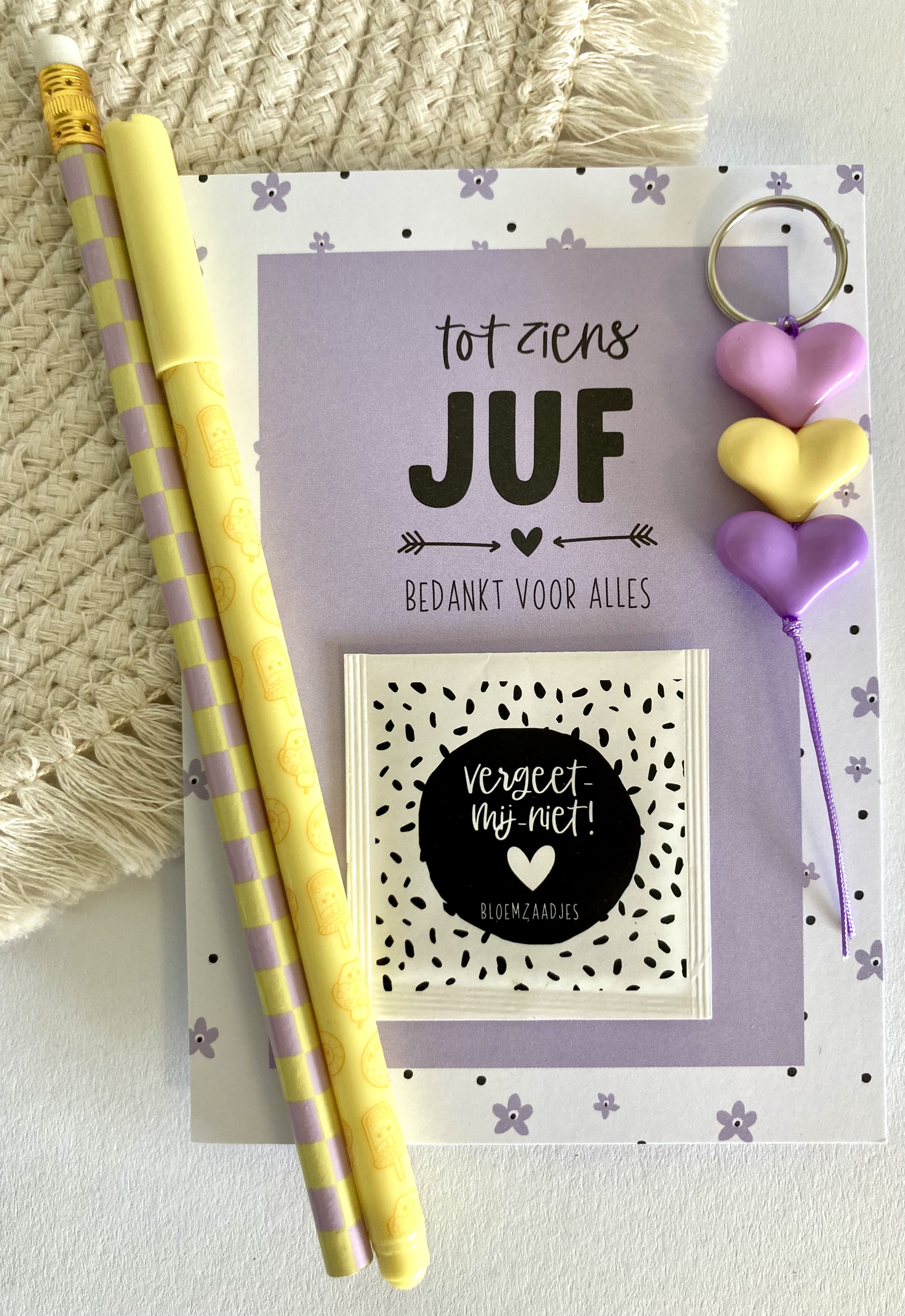 JUF |  Kaart, Pennen & Sleutelhanger
