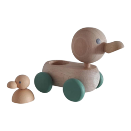 wooden mum and baby duck - nordic