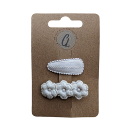 babyhaarclipje Linnen/Broderie Ivoor