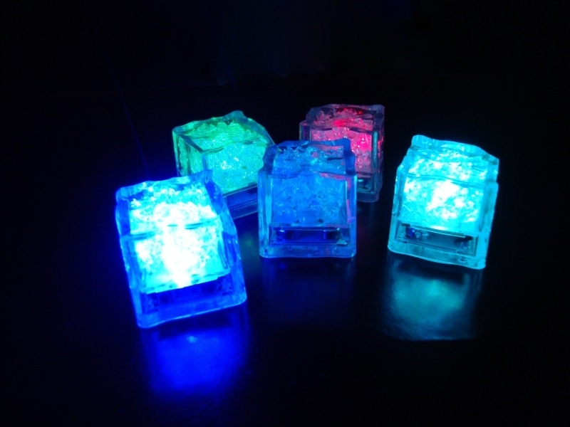 LED ijsklontjes - per 5 stuks