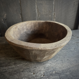 Oud houten schaaltje 10 ( Dia 21 cm)