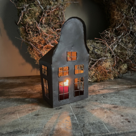 Metalen gevel huisje (H 25 cm.)