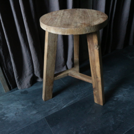 Houten kruk (H 45,5 cm)