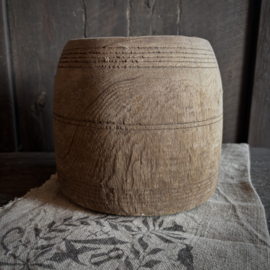 Oude Nepalese pot K (H 17 cm)