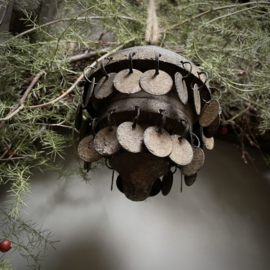 Metalen klos 'muntjes' (H 17 cm)