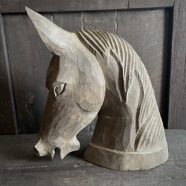 Houten paarden hoofd (H 29,5 cm.)