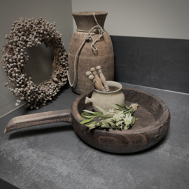 Houten schaal met handvat (L 44 cm)