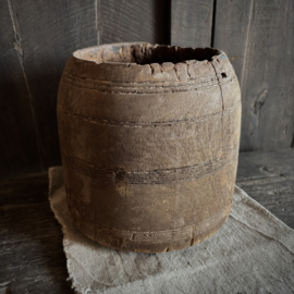 Oude Nepalese pot P (H 20,5 cm)