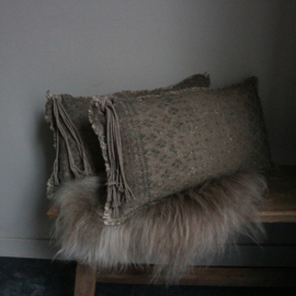 Shabby kussen 'Oosters bruin'  (Br 50  cm)