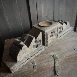 Oud ornament ( L 69 cm.)