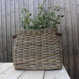 Rattan mand met leren grepen(Br 49 cm)