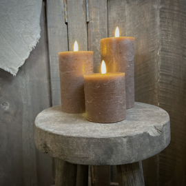 LED wax stompkaars choco bruin S ( H 8 cm)