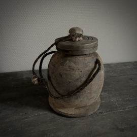 Oud Nepalees potje  'X' (H 18 cm)