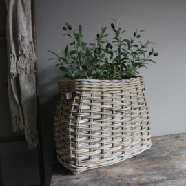 Rattan mand met leren grepen(Br 49 cm)