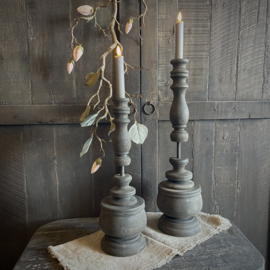 Sobere houten kandelaar  xl (50 cm hoog)