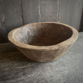 Oud houten schaaltje 7 ( Dia 21 cm)