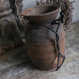 Oude Nepalese pot K (H 27 cm)