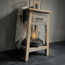 Houten kast met lade (H 75 cm)