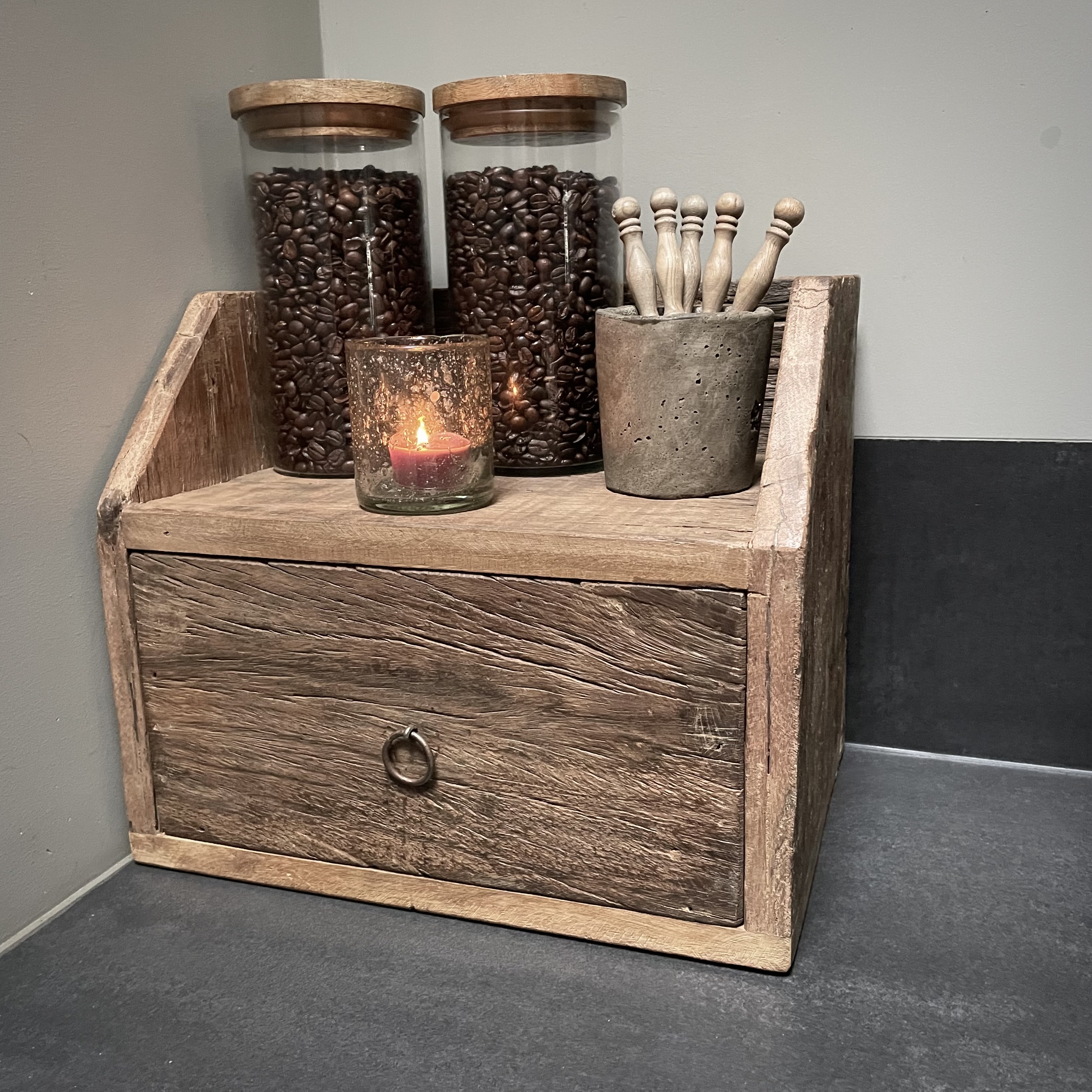 Zware gruttersbak/ coffeetray (Br 35 cm)
