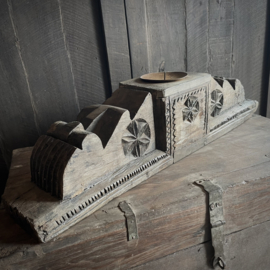 Oud ornament ( L 69 cm.)