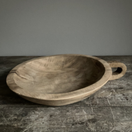 Houten schaal met handvat (L 47,5 cm)
