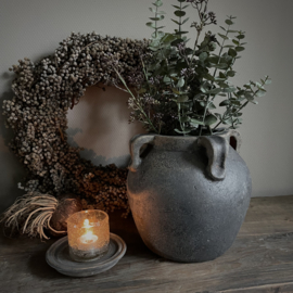 Aardewerken pot  (H 25 cm.)