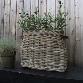 Rattan mand met leren grepen(Br 49 cm)