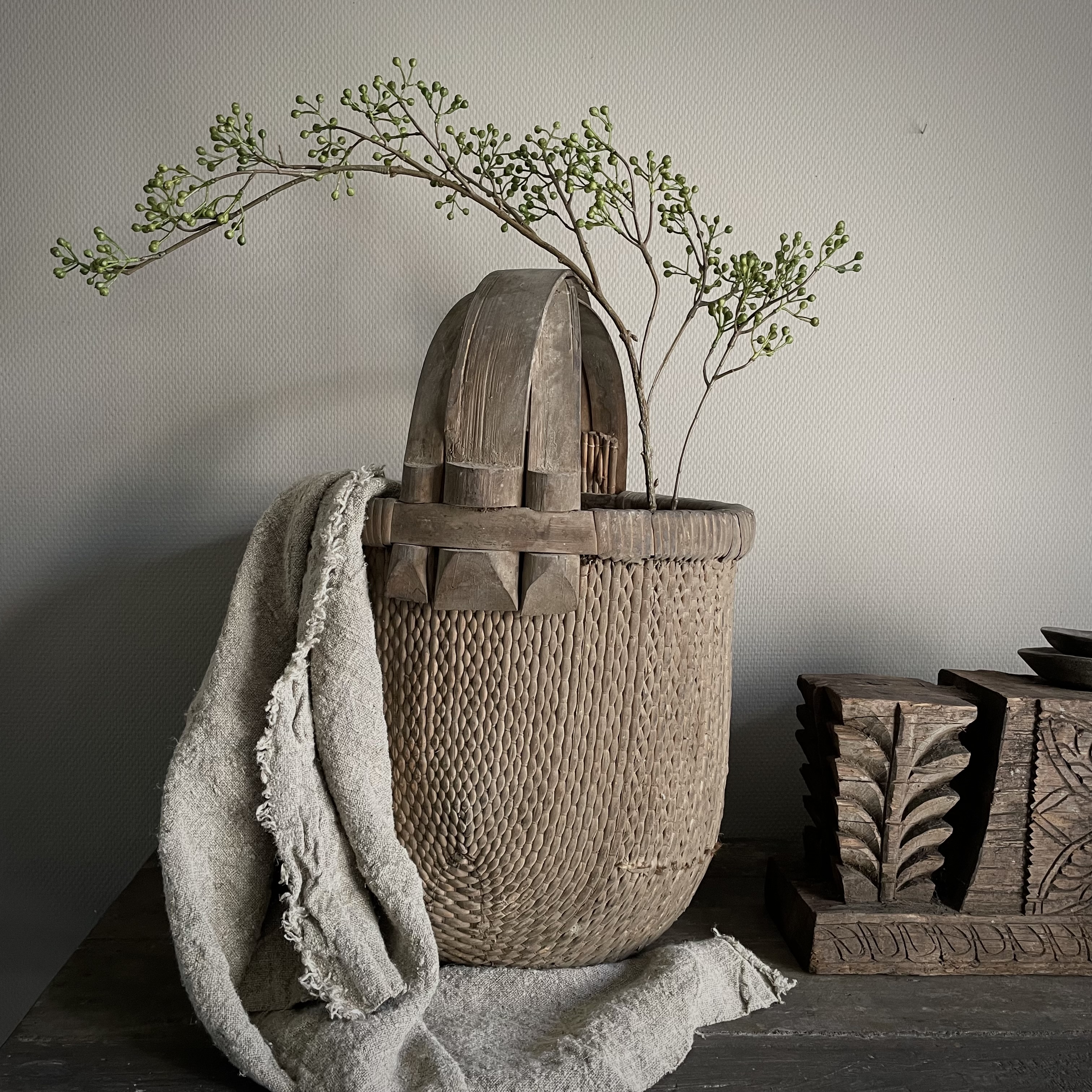 Authentieke Chinese plukmand XL  (H 63 cm)