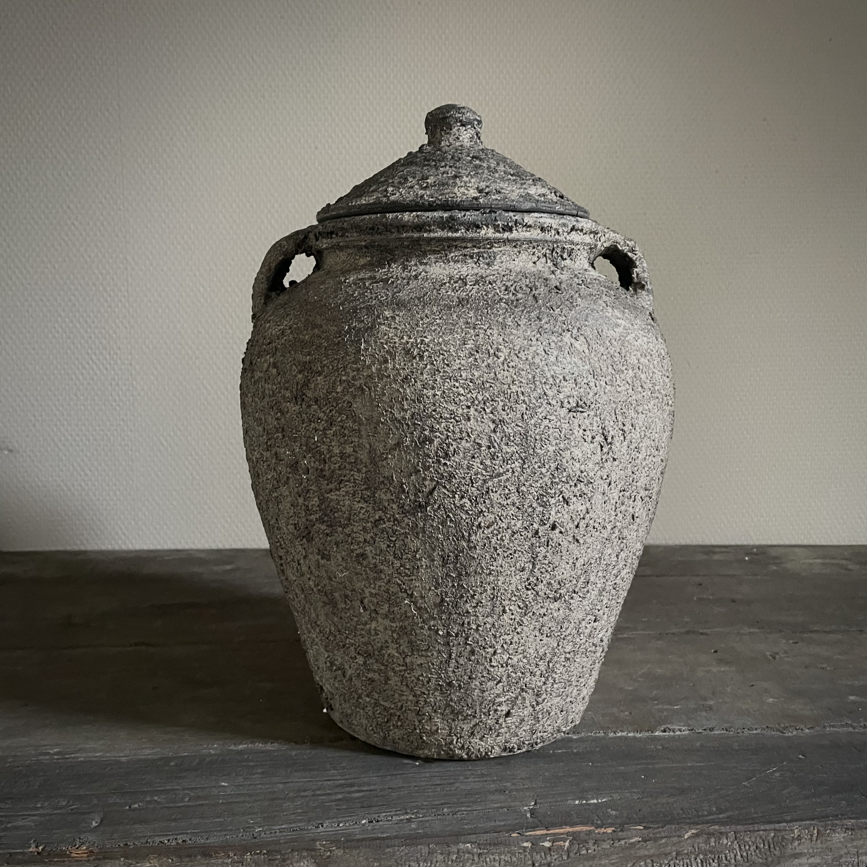 Prachtige kruik/ vaas met deksel (H 36 cm)