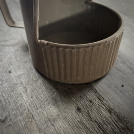 Metalen kandelaar (H 16 cm)