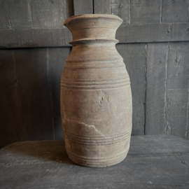 Oude Nepalese pot 138 (H 37 cm)