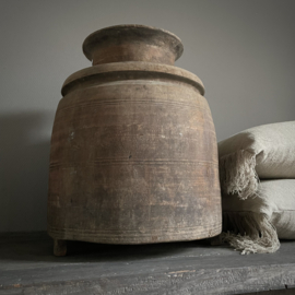 Authentieke houten Naga pot (H 46 cm)