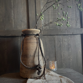 Oude Nepalese pot 137 (H 34 cm)