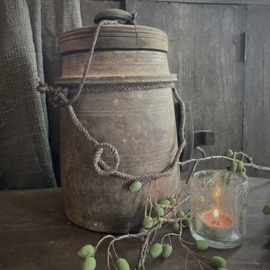 Oude Nepalese pot 140 (H 31 cm)