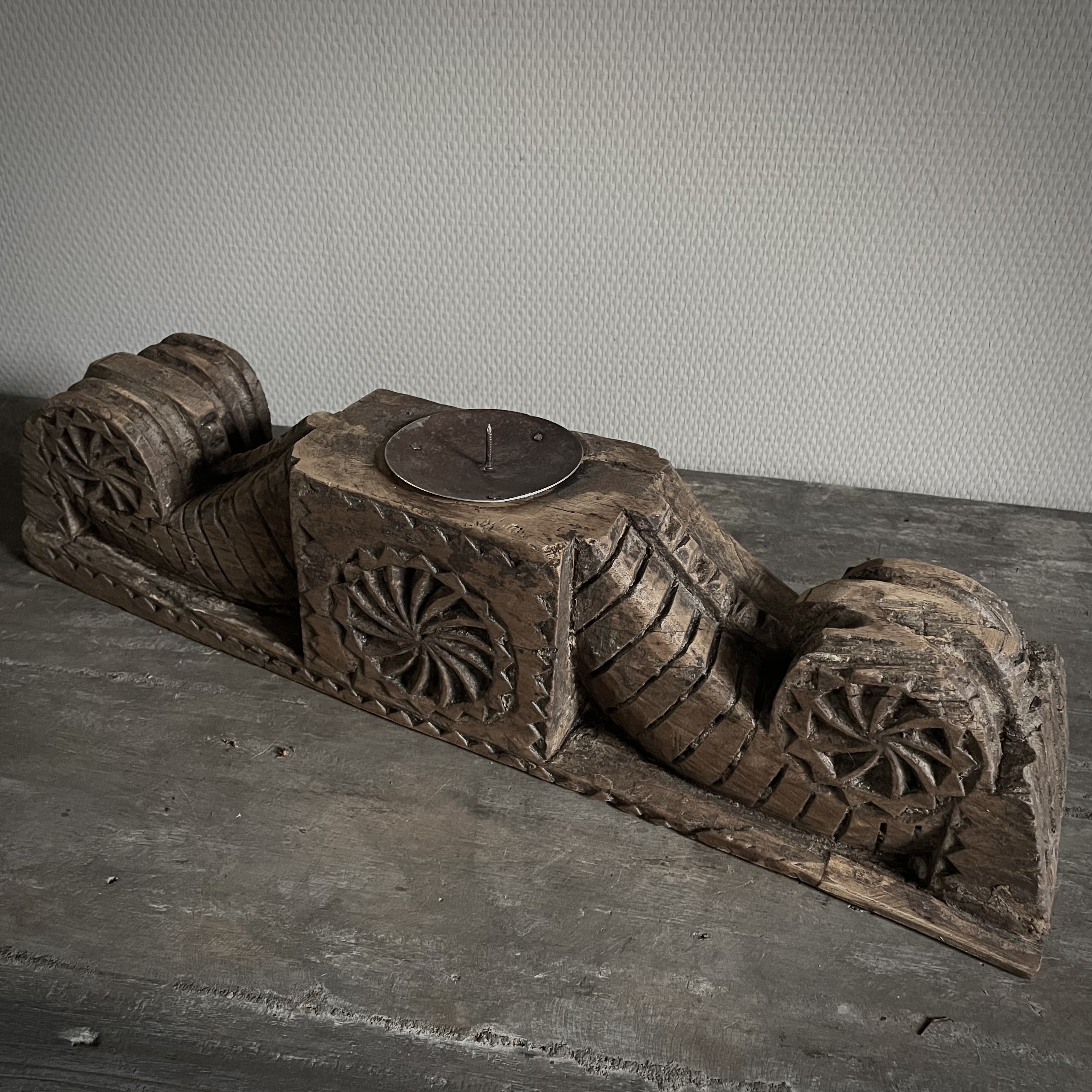 Oud ornament NR 45 ( L 55,5 cm.)
