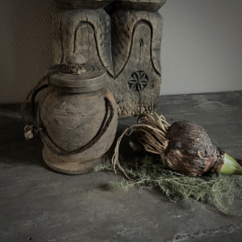 Oud Nepalees potje  'X' (H 18 cm)